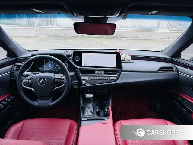 Lexus ES 2023 Белый из Китая