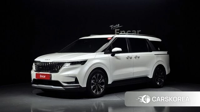 Kia Carnival 4th generation 2023 Белый из Кореи