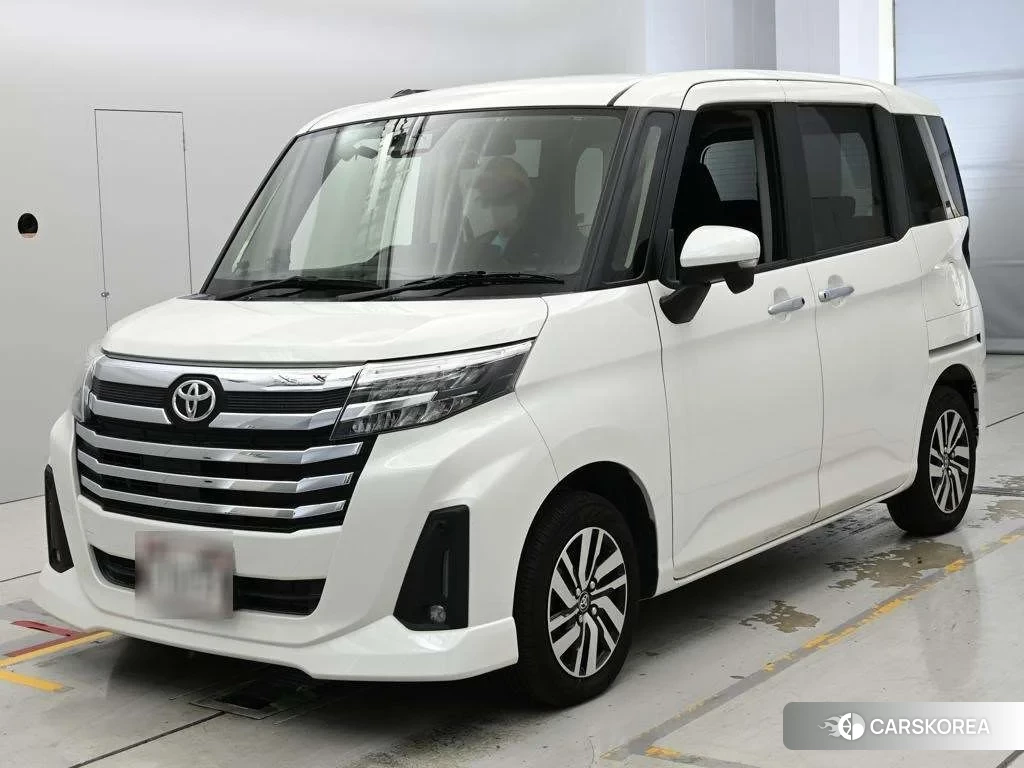 Toyota Roomy 2021 из Японии