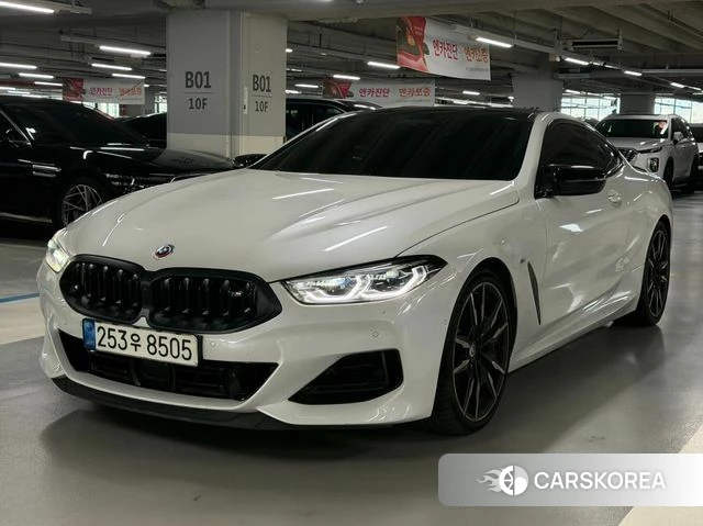 BMW 8 Series (G15) 2022 Белый из Кореи