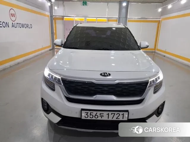 Kia Seltos 2019 Белый из Кореи