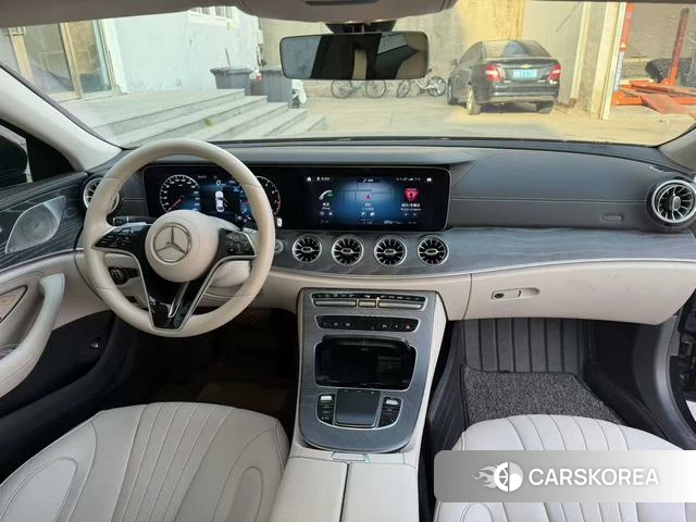 Mercedes-Benz CLS 2022 Черный из Китая
