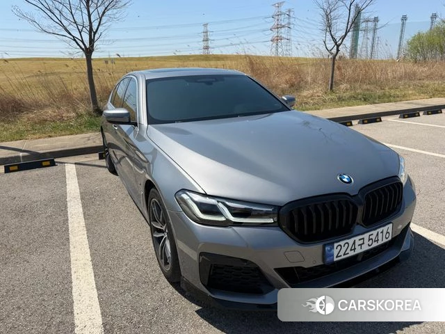 BMW 5 Series (G30) 2023 Серый из Кореи
