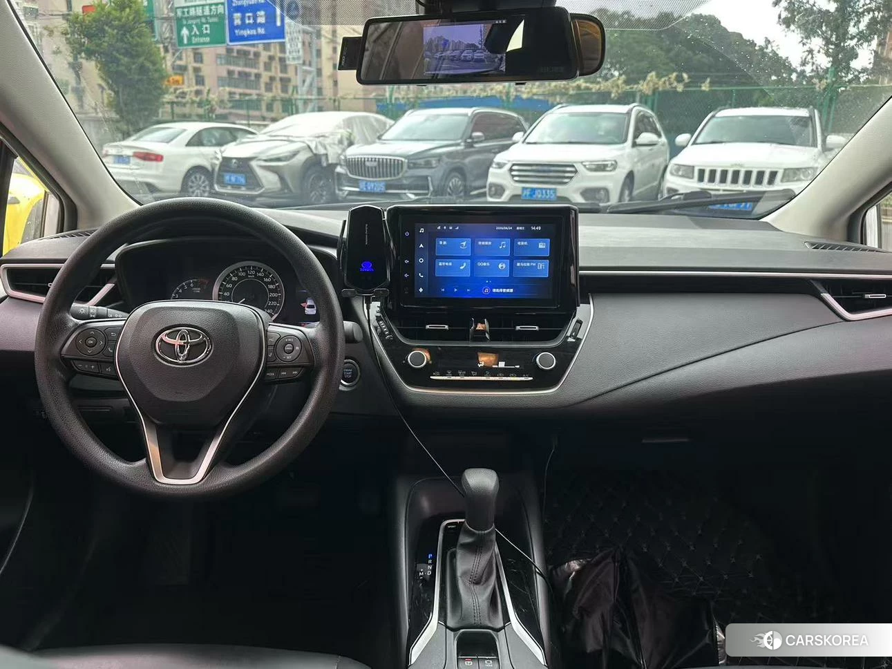 Toyota Corolla 2021 Белый из Китая