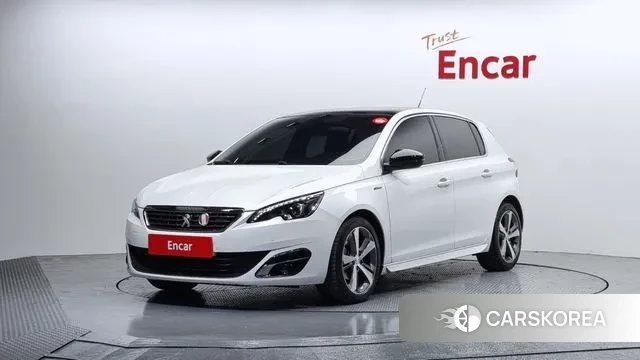 Peugeot 308 second generation 2018 Белый из Кореи