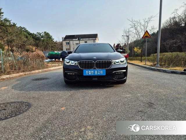 BMW 7 Series (G11) 2018 Синий из Кореи