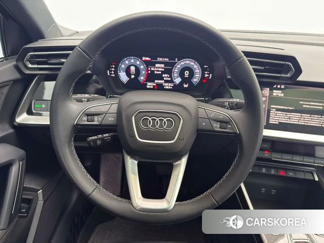 Audi A3 2025 Фиолетовый из Китая