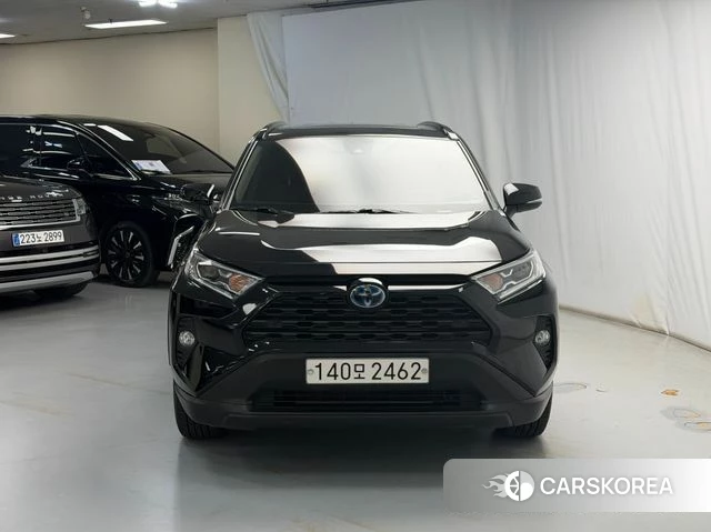Toyota RAV4 5th Generation 2020 Черный из Кореи