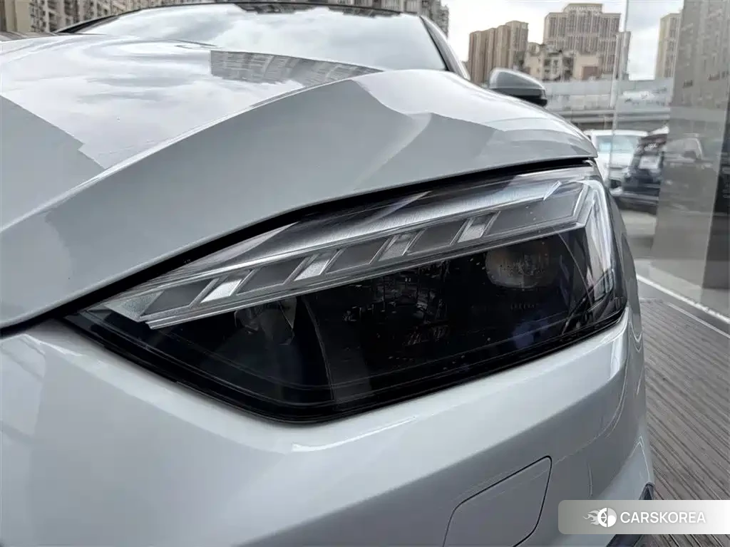 Audi A5 2023 Белый из Китая
