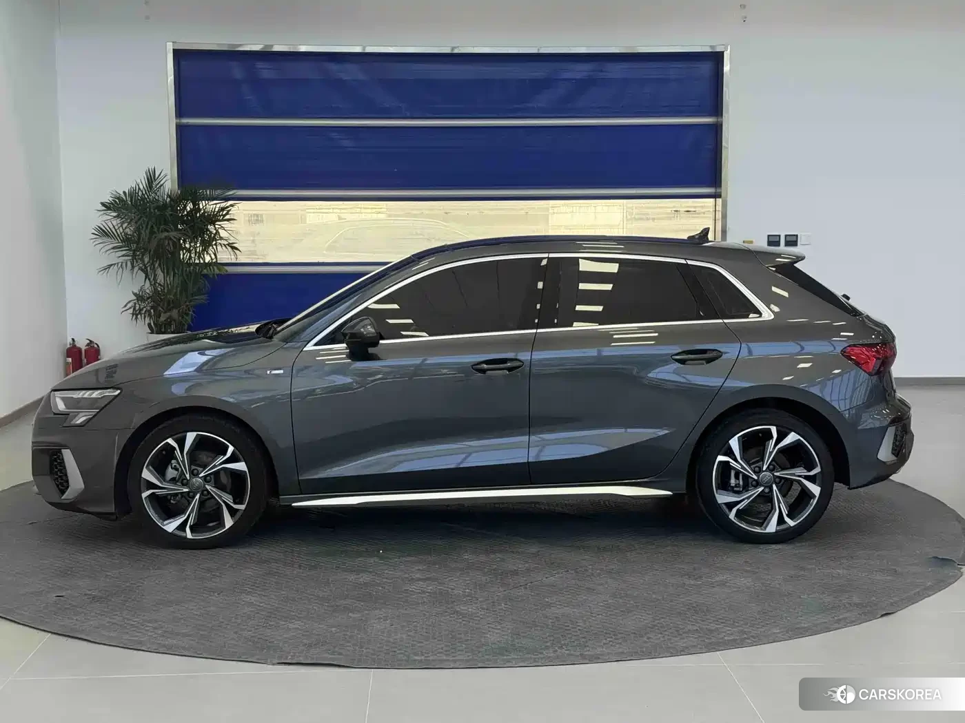 Audi A3 2022 Silver/gray из Китая