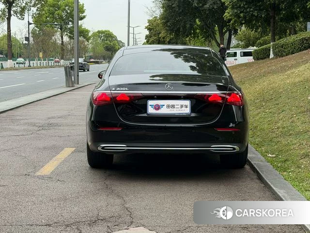 Mercedes-Benz E-class 2024 Черный из Китая