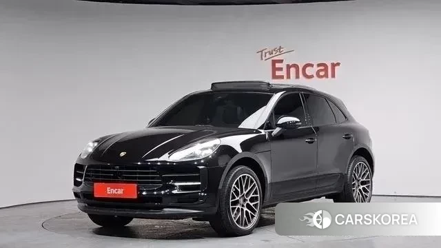 Porsche Macan 2019 Черный из Кореи