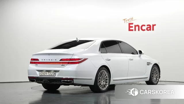 Genesis G90 2020 Белый из Кореи