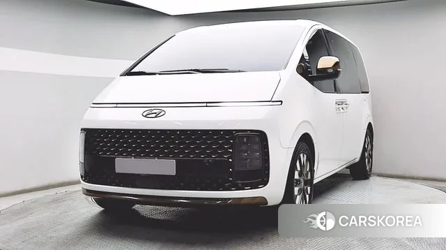 Hyundai Staria 2024 Белый из Кореи
