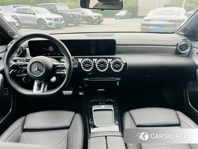 Mercedes-Benz Class A AMG 2025 Серебристо-серый из Китая