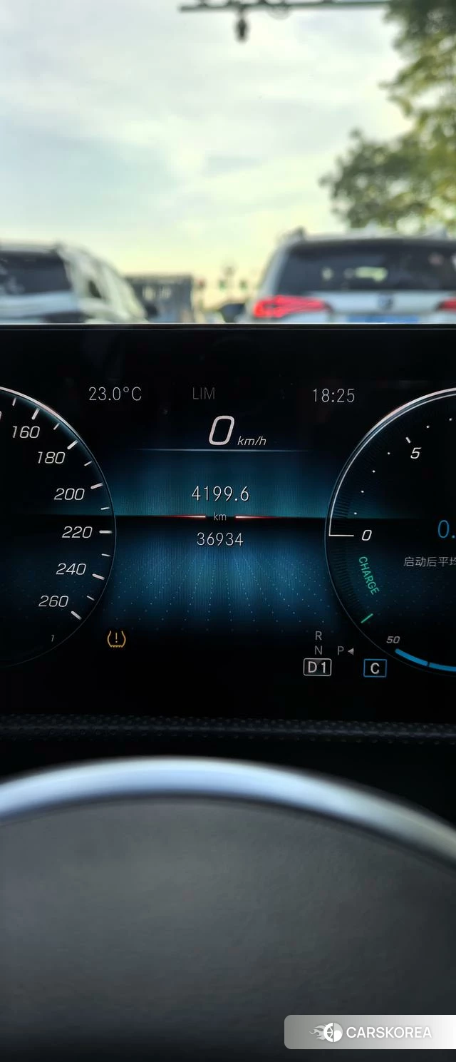 Mercedes-Benz Class A 2022 Белый из Китая