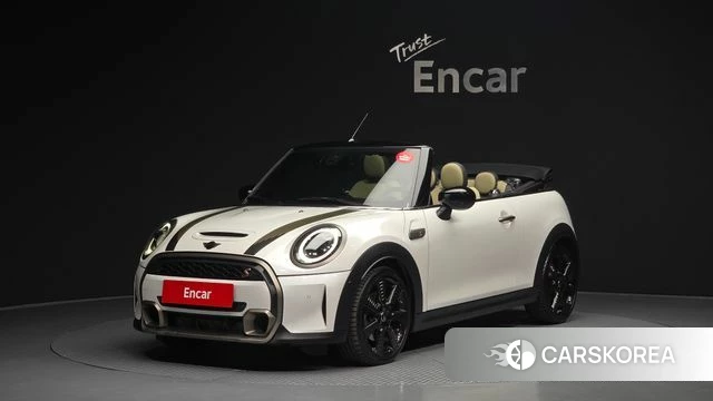 Mini Cooper S Convertible 2023 Белый из Кореи