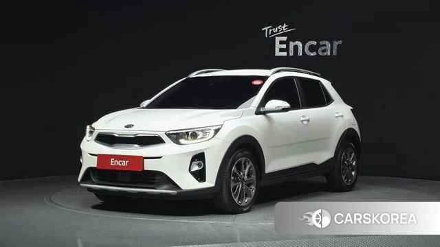 Kia Stonic 2018 Белый из Кореи