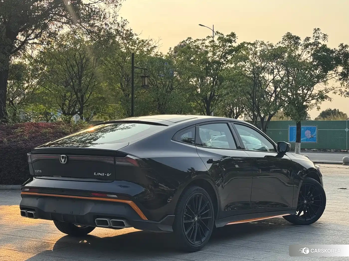 Chang'an Changan UNI-V 2026 Silver/gray из Китая