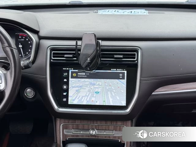 Roewe RX8 2018 Белый из Китая