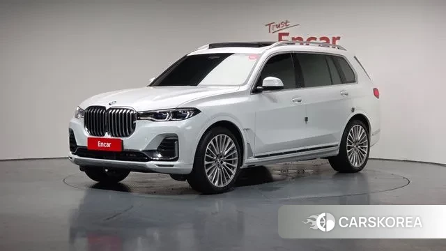 BMW X7 (G07) 2022 Белый из Кореи