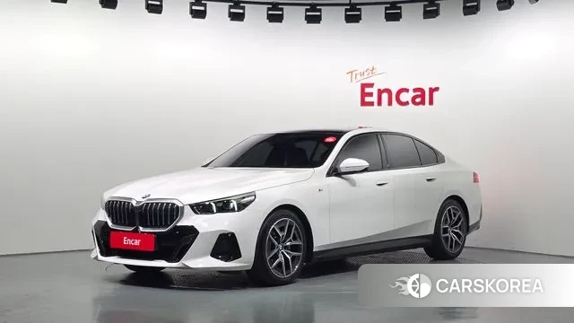 BMW 5 Series (G60) 2024 Белый из Кореи