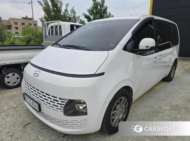Hyundai Staria 2022 Белый из Кореи