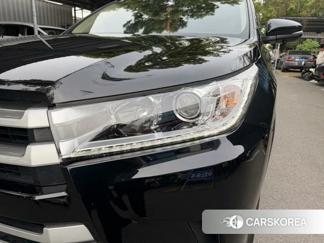 Toyota Highlander 2021 Черный из Китая