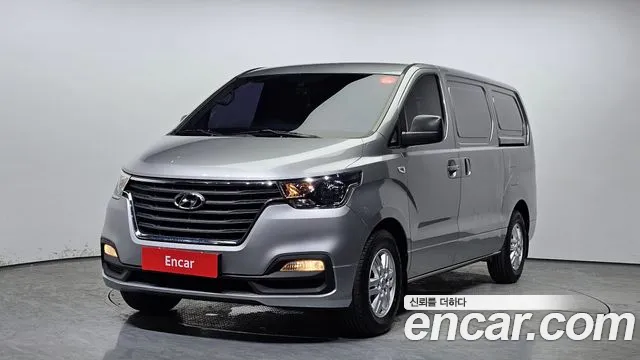 Hyundai The New Grand Starex 2018 Серый из Кореи