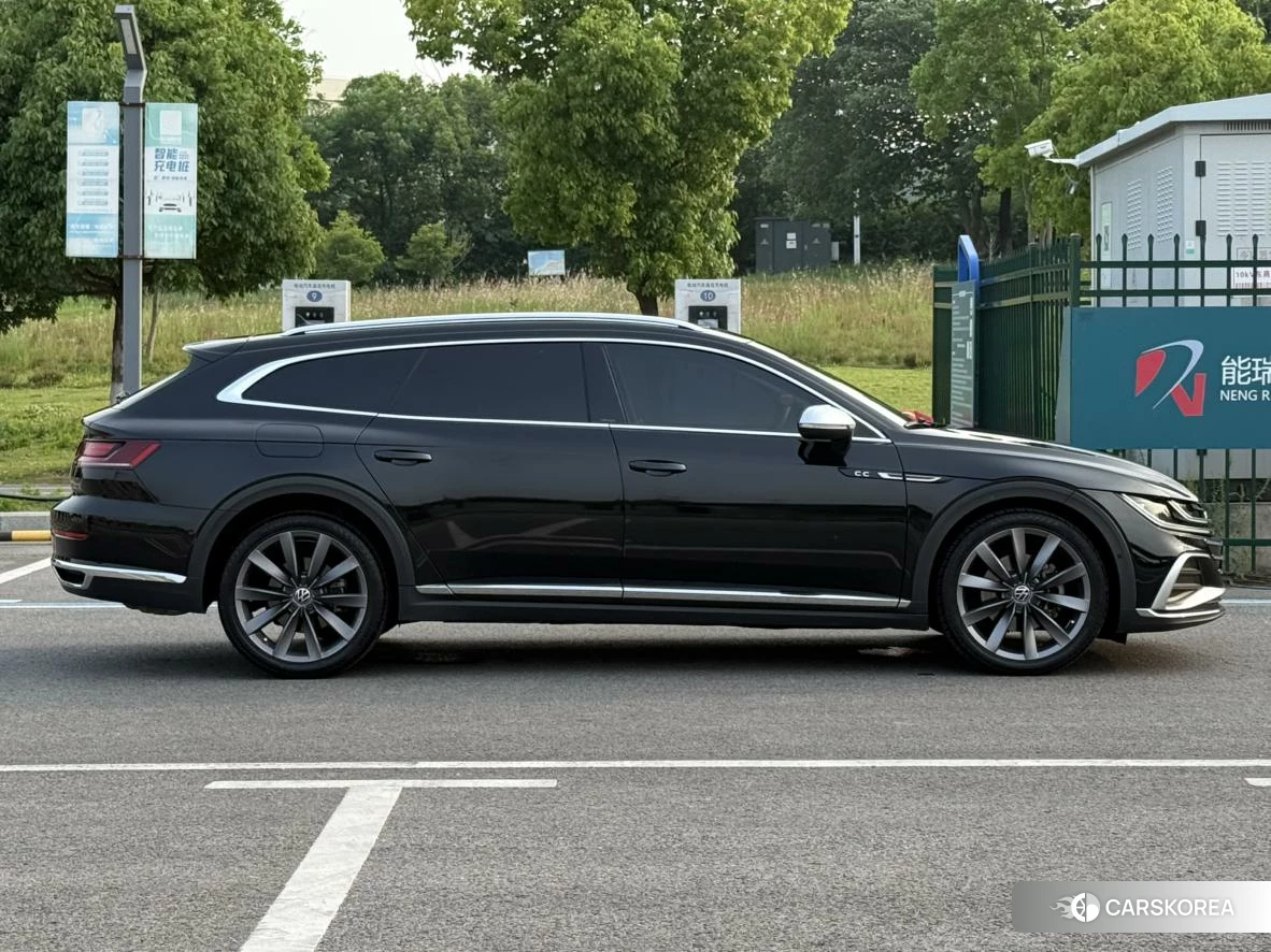 Volkswagen CC 2020 Черный из Китая