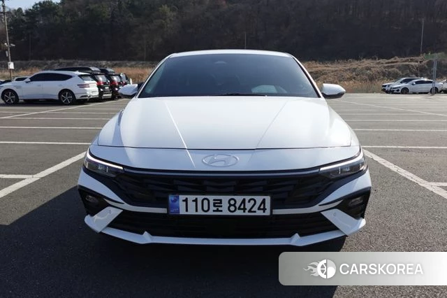 Hyundai The New Avante Hybrid (CN7) 2024 Белый из Кореи