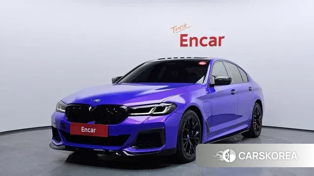 BMW 5 Series (G30) 2022 Фиолетовый из Кореи