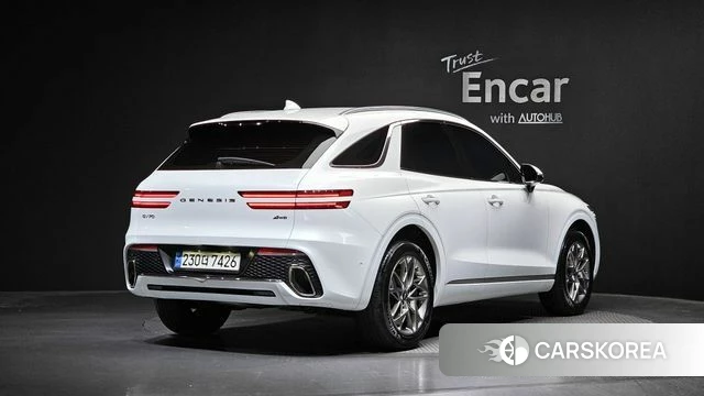 Genesis GV70 2023 Белый из Кореи