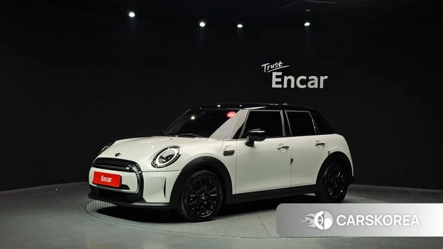 Mini Cooper 2024 Белый из Кореи