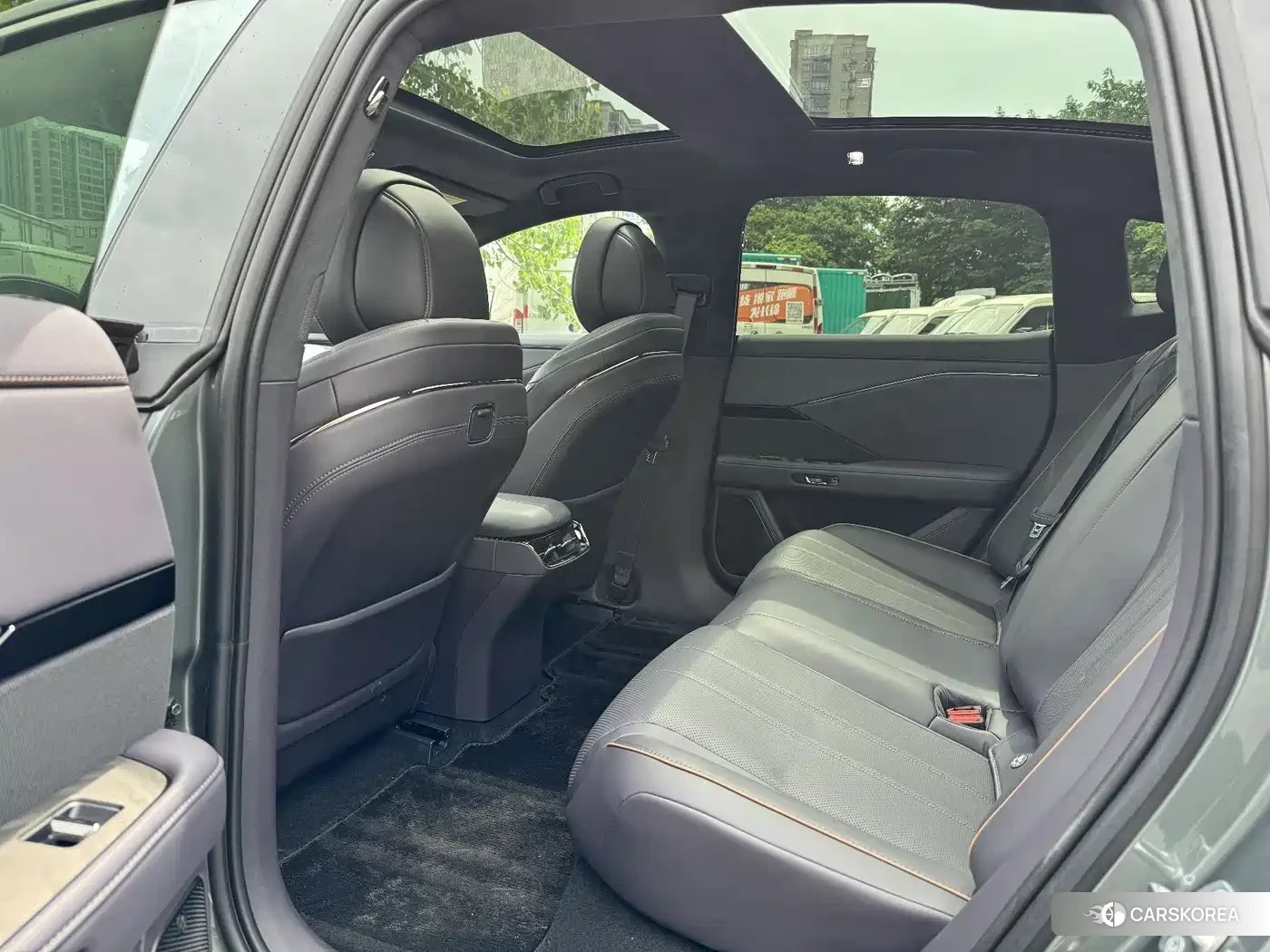 Toyota Platinum Wisdom 7 2026 Зеленый из Китая