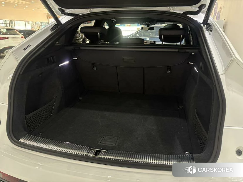 Audi Q5L Sportback 2022 Белый из Китая