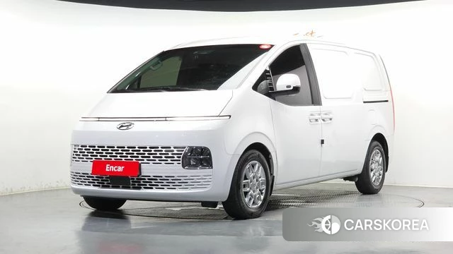Hyundai Staria 2022 Белый из Кореи