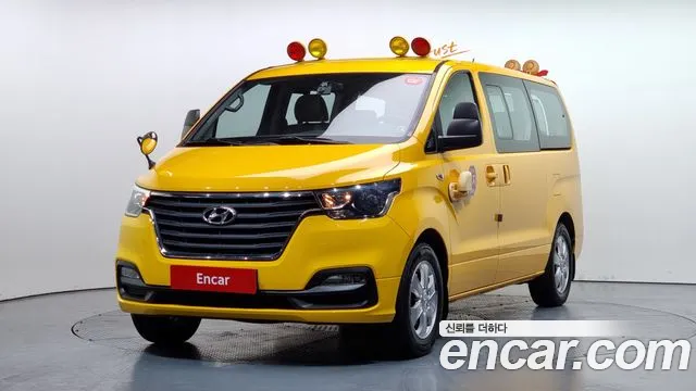 Hyundai The New Grand Starex 2018 Желтый из Кореи