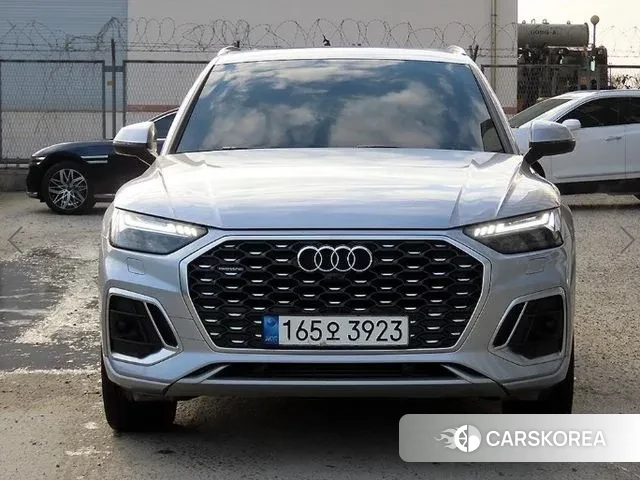 Audi Q5 (FY) 2022 Серебристо-серый из Кореи