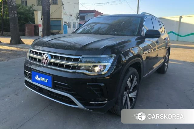 Volkswagen Tourang 2022 Черный из Китая