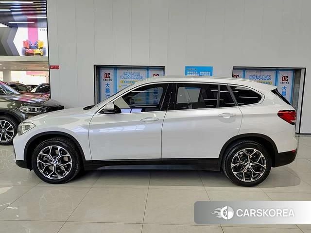BMW X1 2022 Белый из Китая