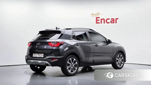 Kia Stonic 2019 Серый из Кореи
