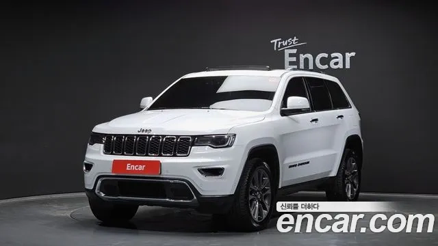 Jeep Grand Cherokee 2018 Белый из Кореи