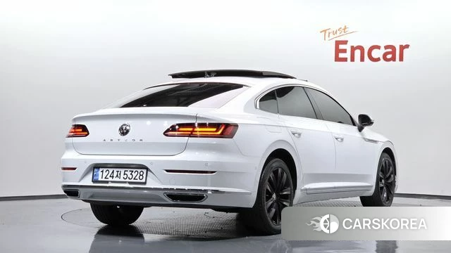 Volkswagen Arteon 2019 Белый из Кореи