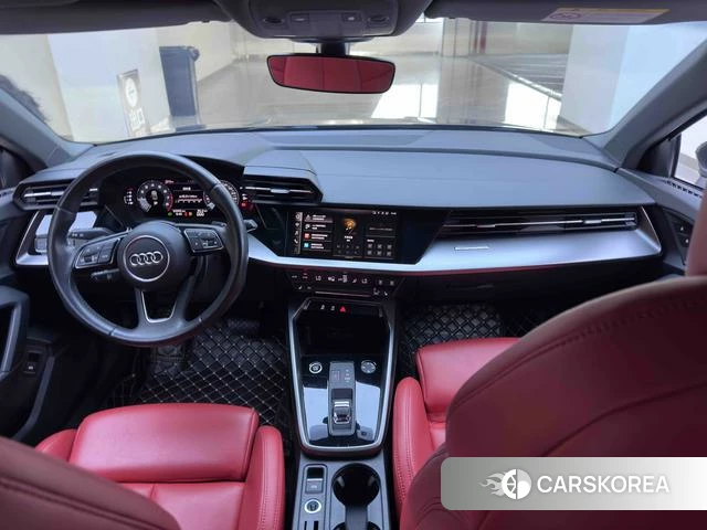 Audi A3 2022 Темно-серый из Китая