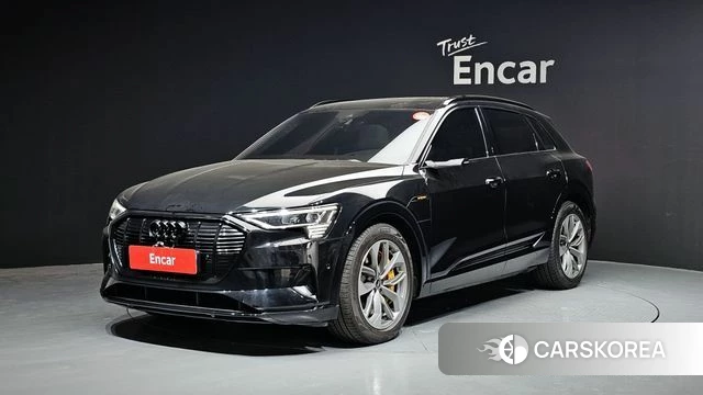 Audi e-Tron 2022 Черный из Кореи