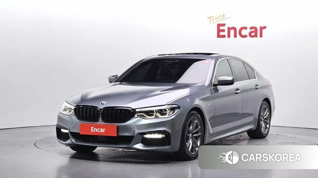 BMW 5 Series (G30) 2018 Цвет галактики из Кореи