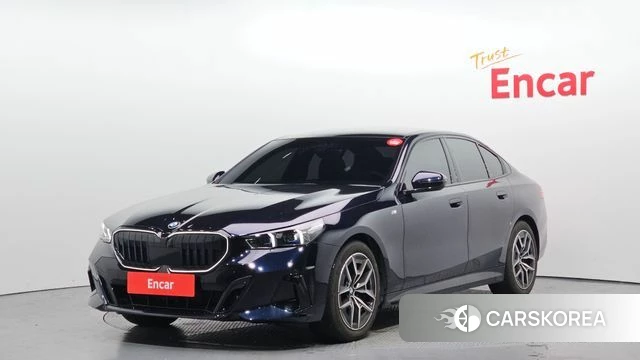 BMW 5 Series (G60) 2025 Черный из Кореи