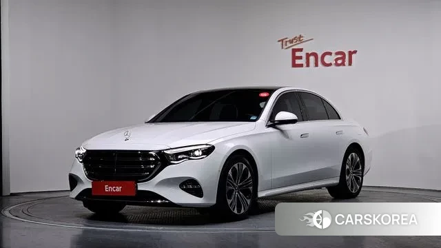 Mercedes-Benz E-Class W214 2025 Белый из Кореи