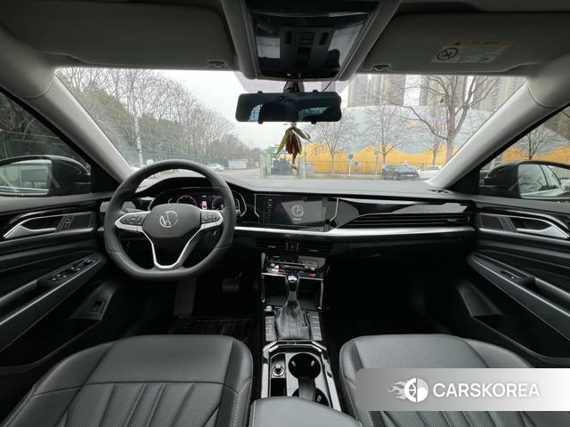 Volkswagen Passat 2025 Черный из Китая
